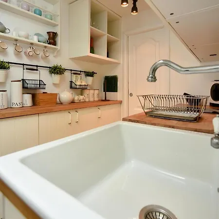 Holiday home Awesome In With Outdoor Swimming Pool, Wifi And 3 Bedrooms Slivnica